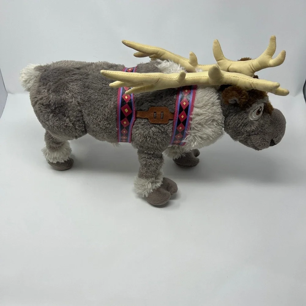 Disney‎ Store Exclusive 16